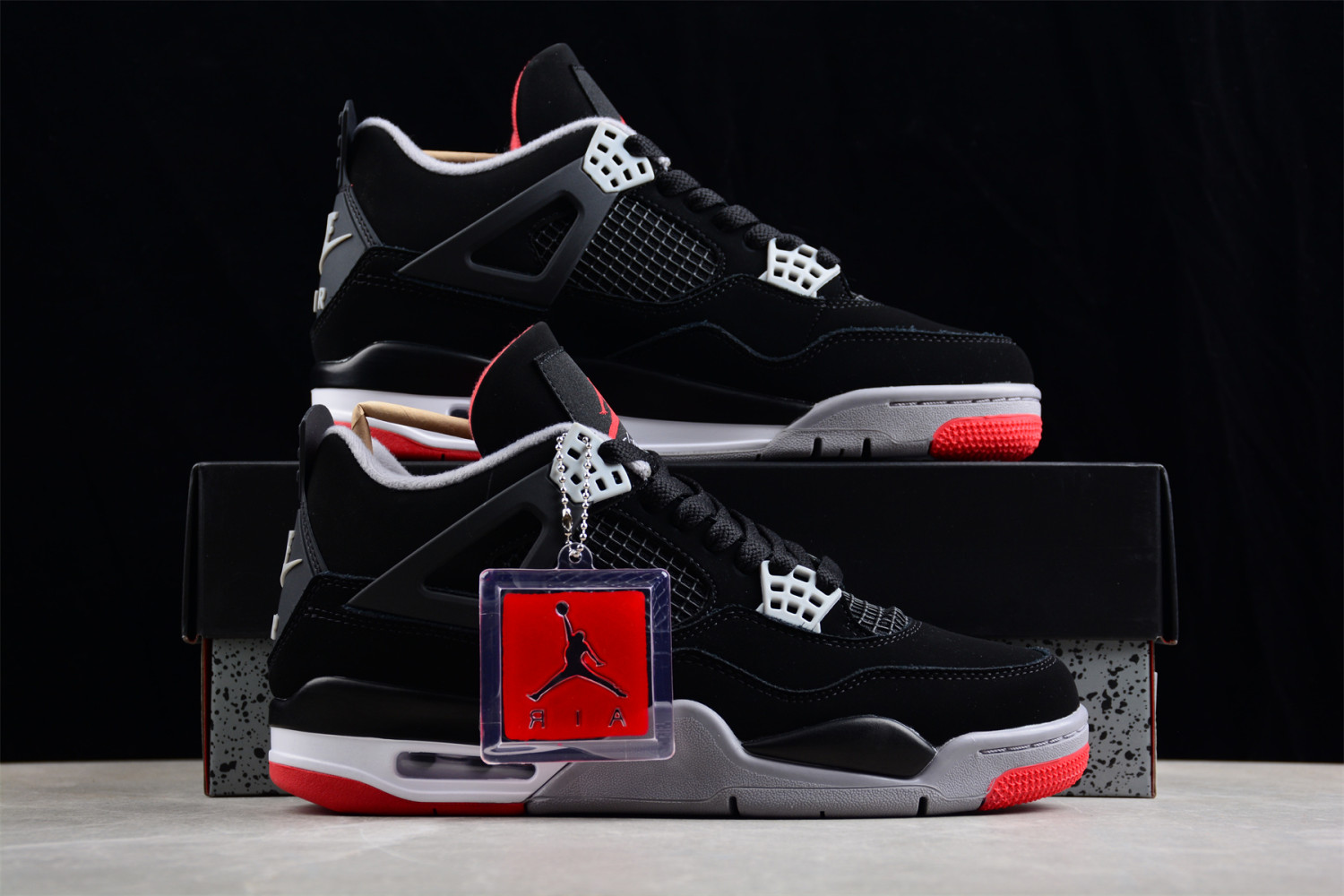 Jordan 4 Retro Bred (2019) 308497-060