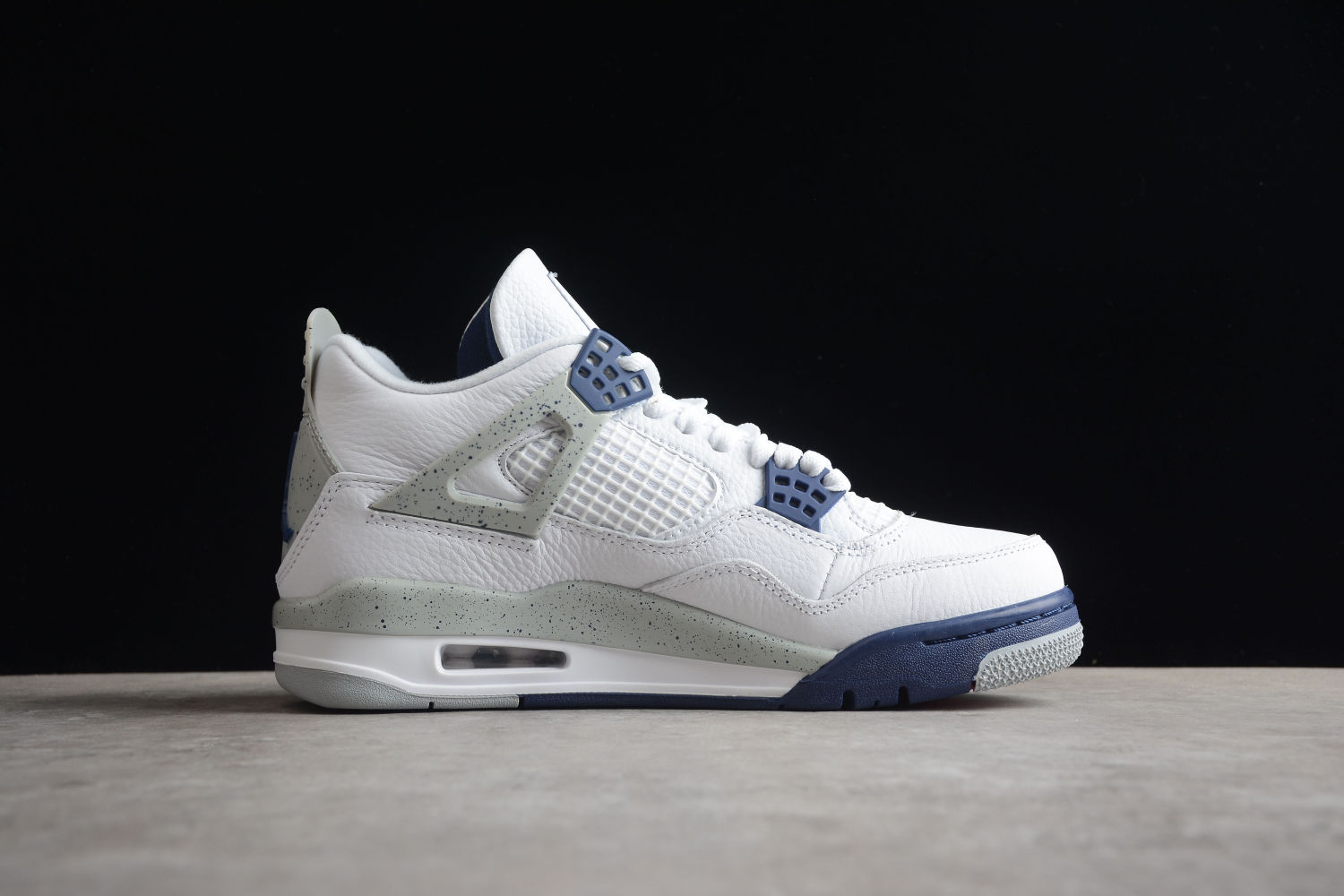 Jordan 4 Retro Midnight Navy DH6927-140