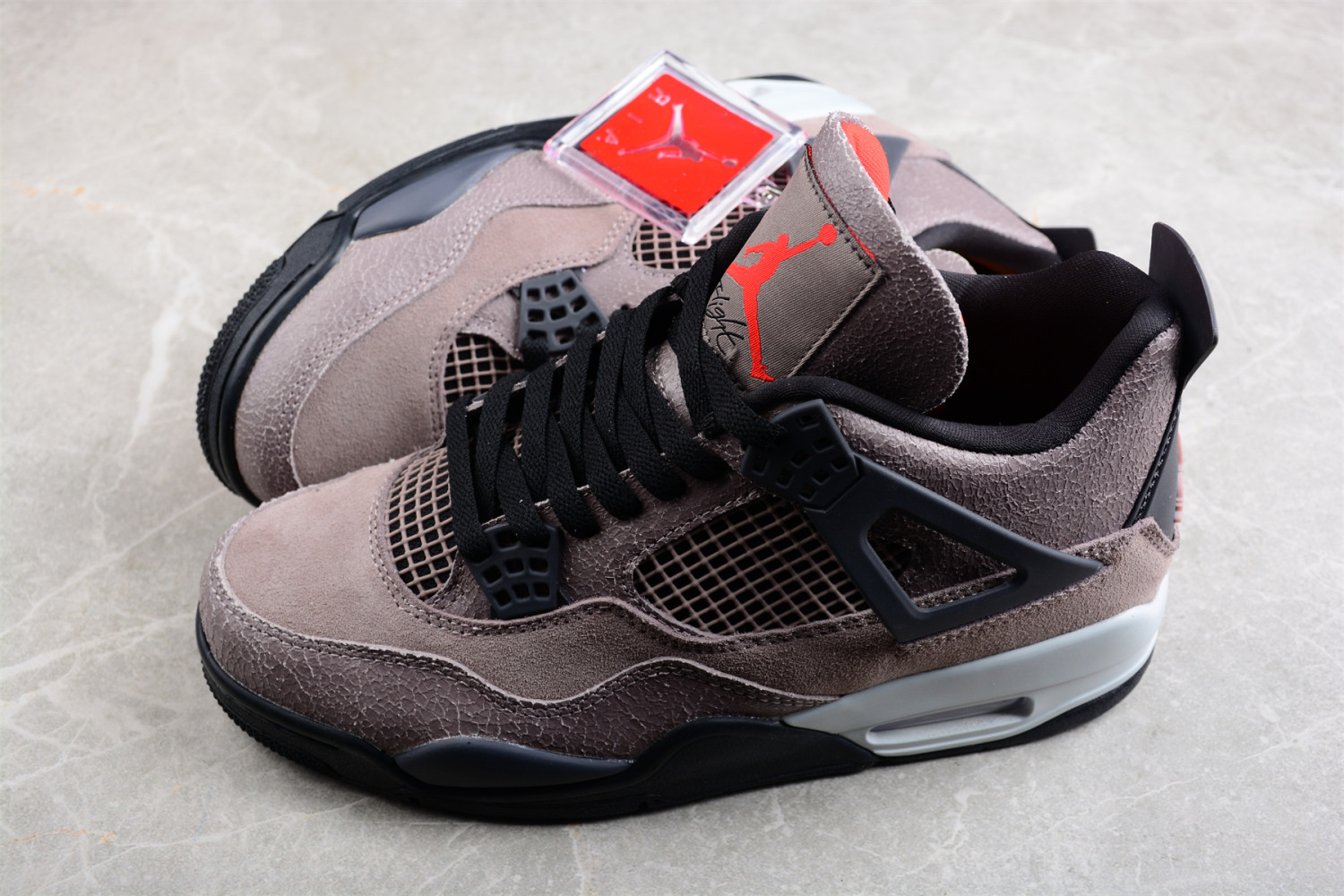 Jordan 4 Retro Taupe Haze DB0732-200