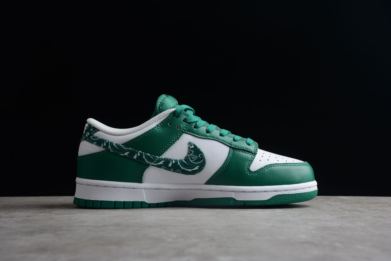 Nike Dunk Low Essential Paisley Pack Green (W) DH4401-102