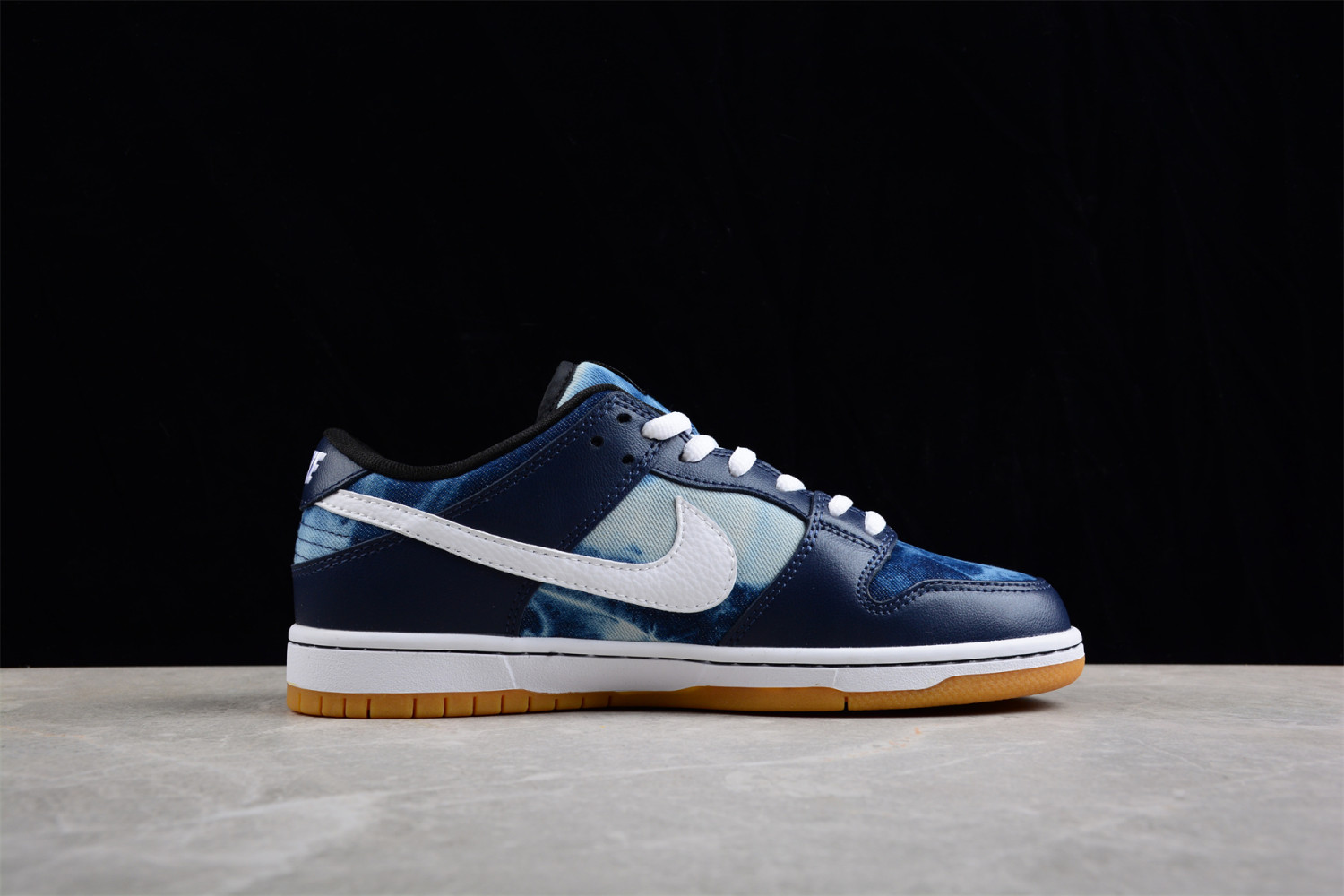 Nike SB Dunk Low Fast Times 745954-014