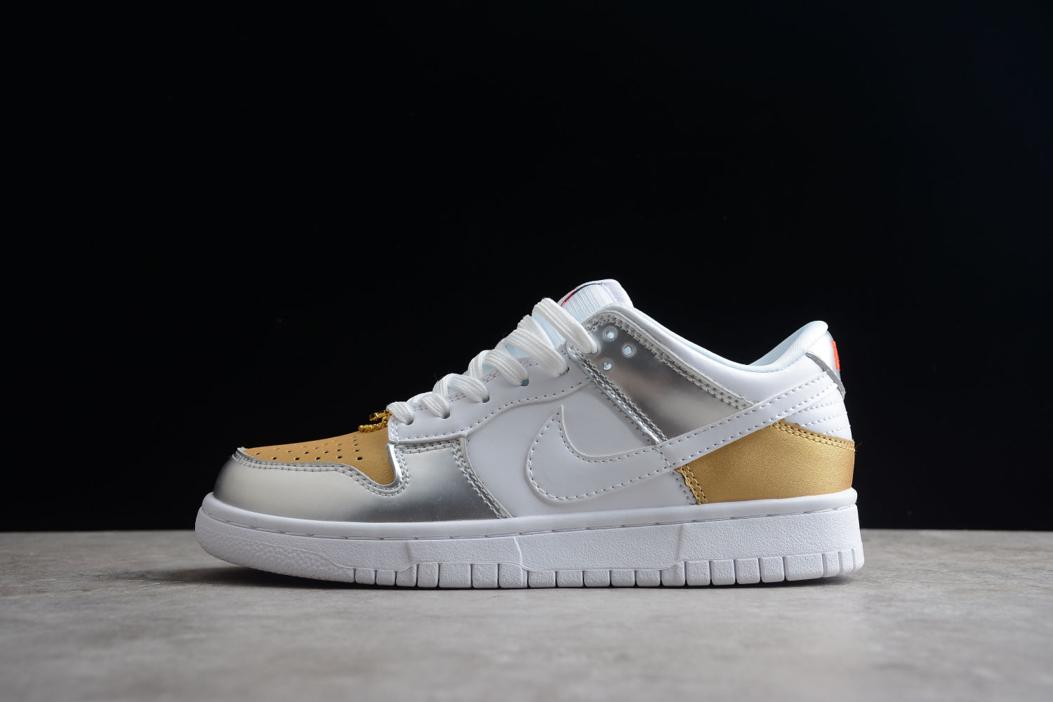 Nike Dunk Low Heirloom (W) DH4403-700