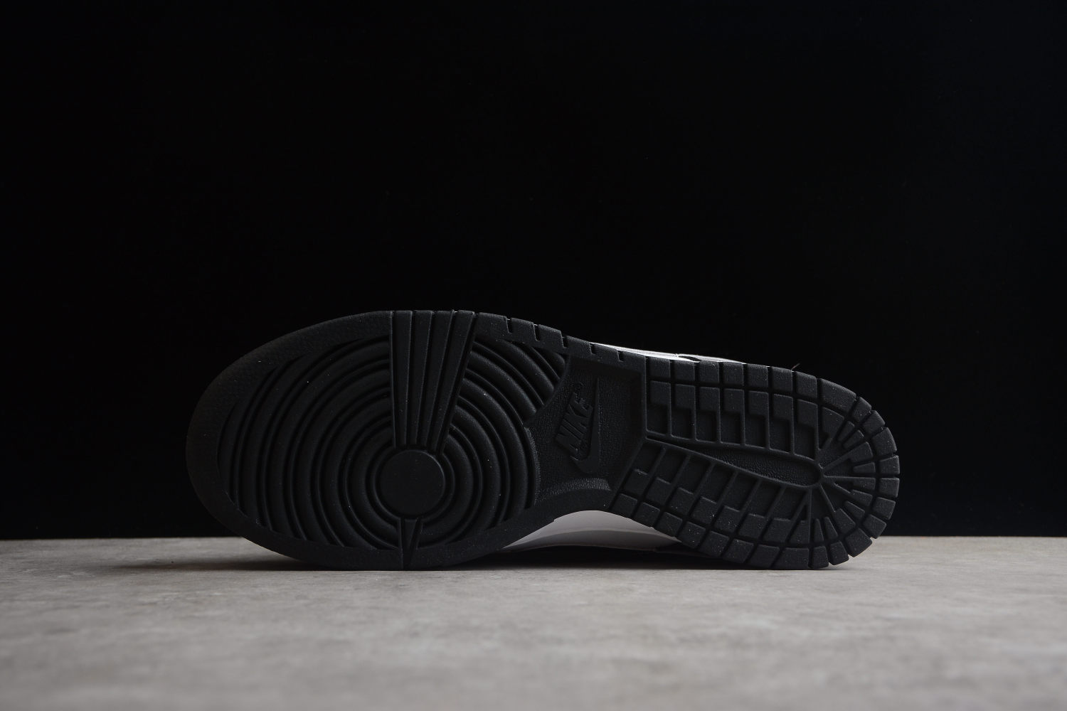 Nike Dunk Low SE World Champs Black White DR9511-100