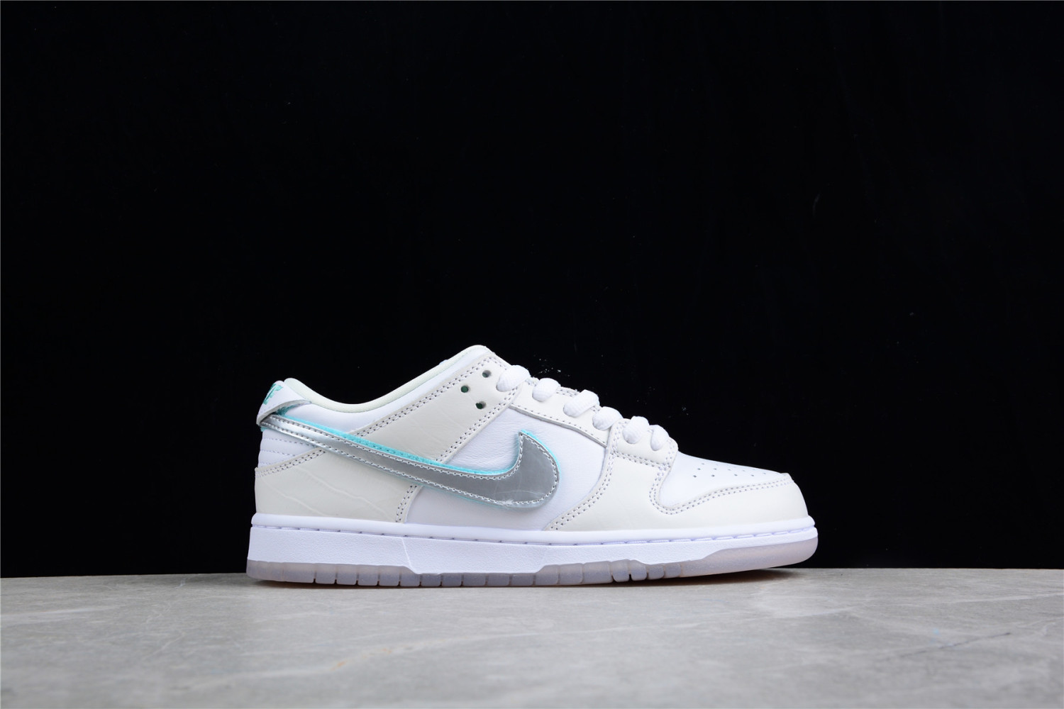 nike sb dunk low diamond S*pply co white diamond bv1310-100