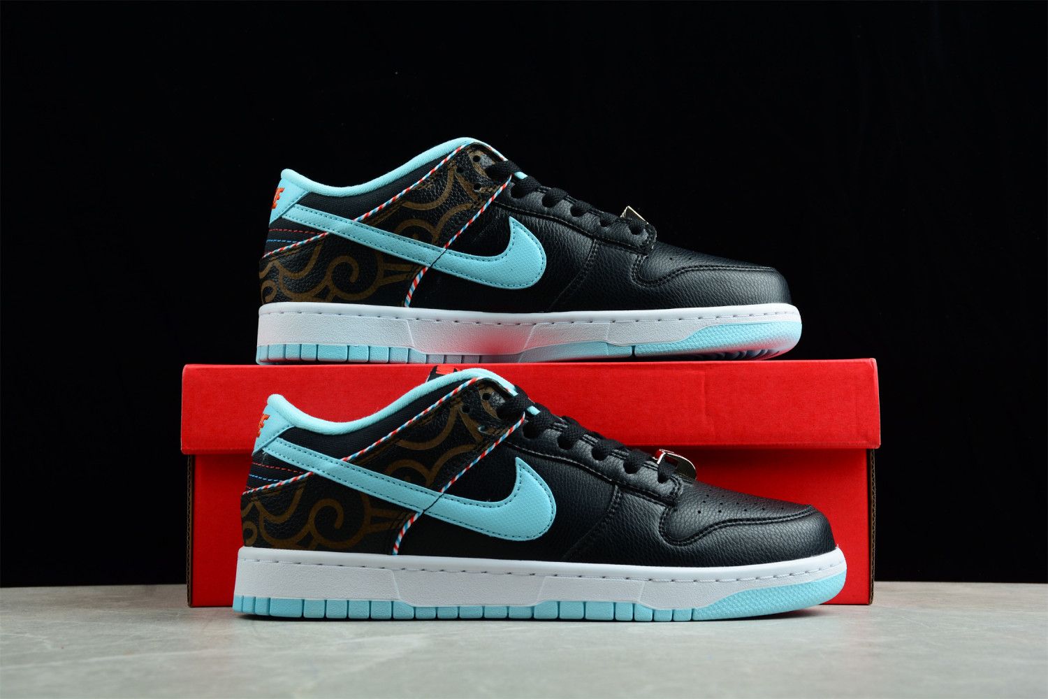 Nike Dunk Low SE Barber Shop Black DH7614-001