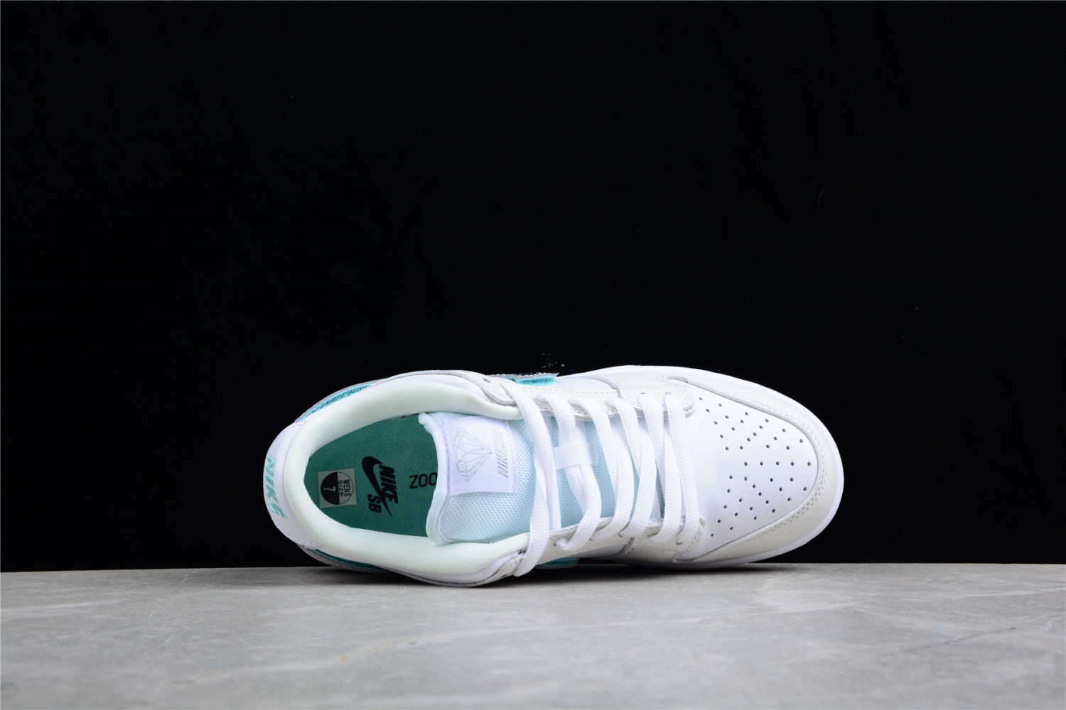 nike sb dunk low diamond S*pply co white diamond bv1310-100
