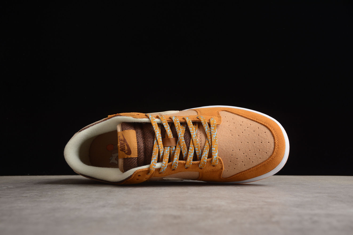 Nike Dunk Low SE Teddy Bear Praline DZ5350-288