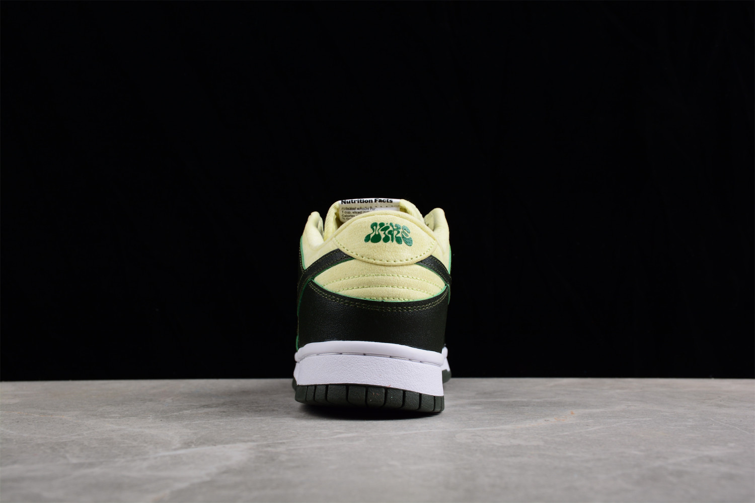Nike Dunk Low Avocado (W) DM7606-300