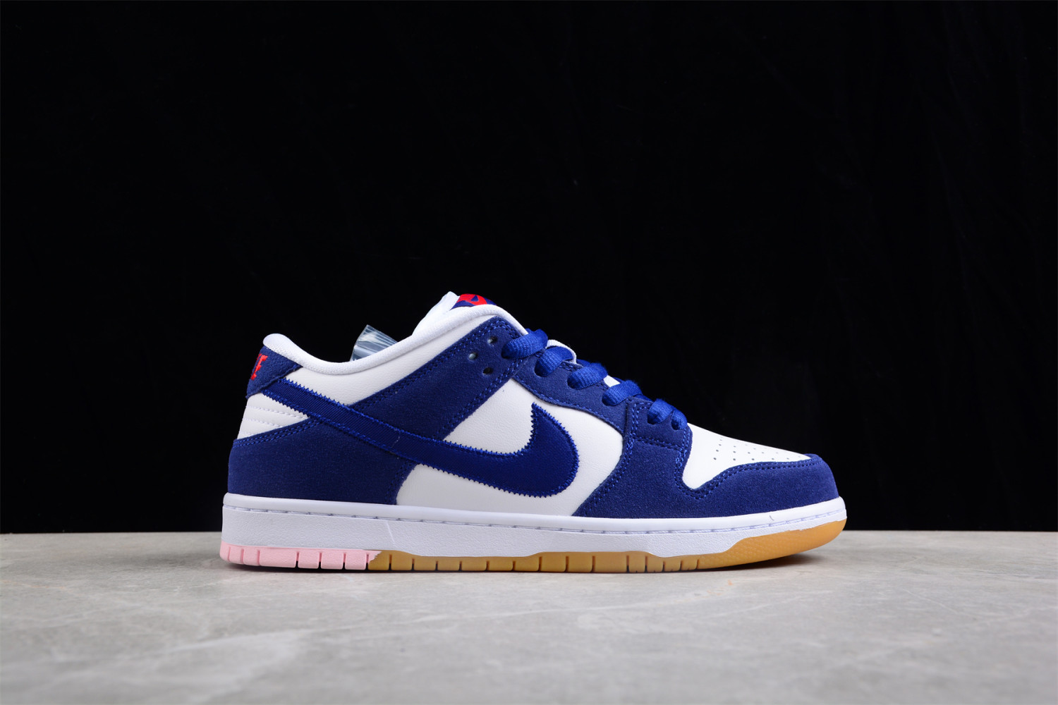 Nike SB Dunk Low Los Angeles Dodgers DO9395-400