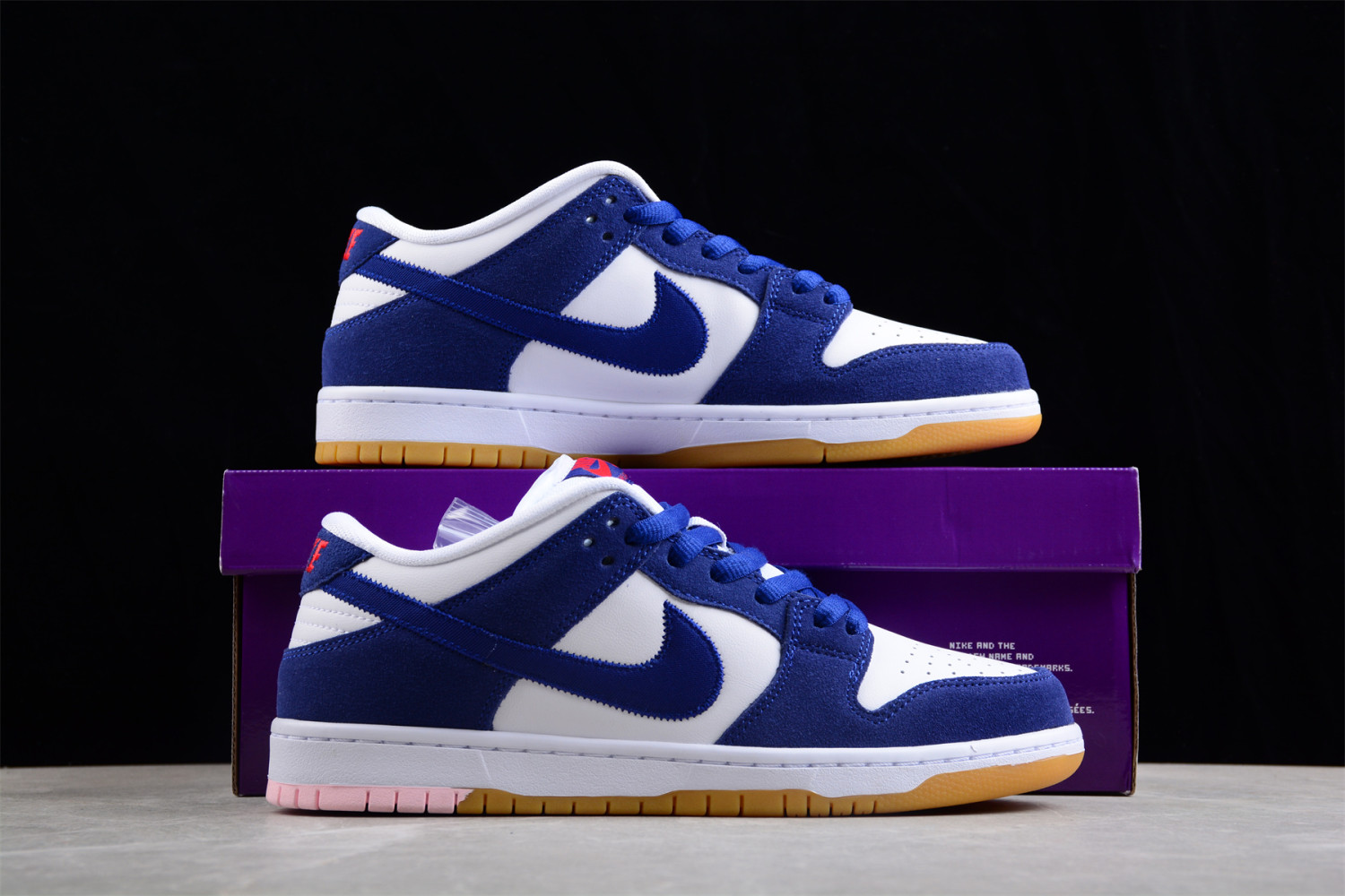 Nike SB Dunk Low Los Angeles Dodgers DO9395-400