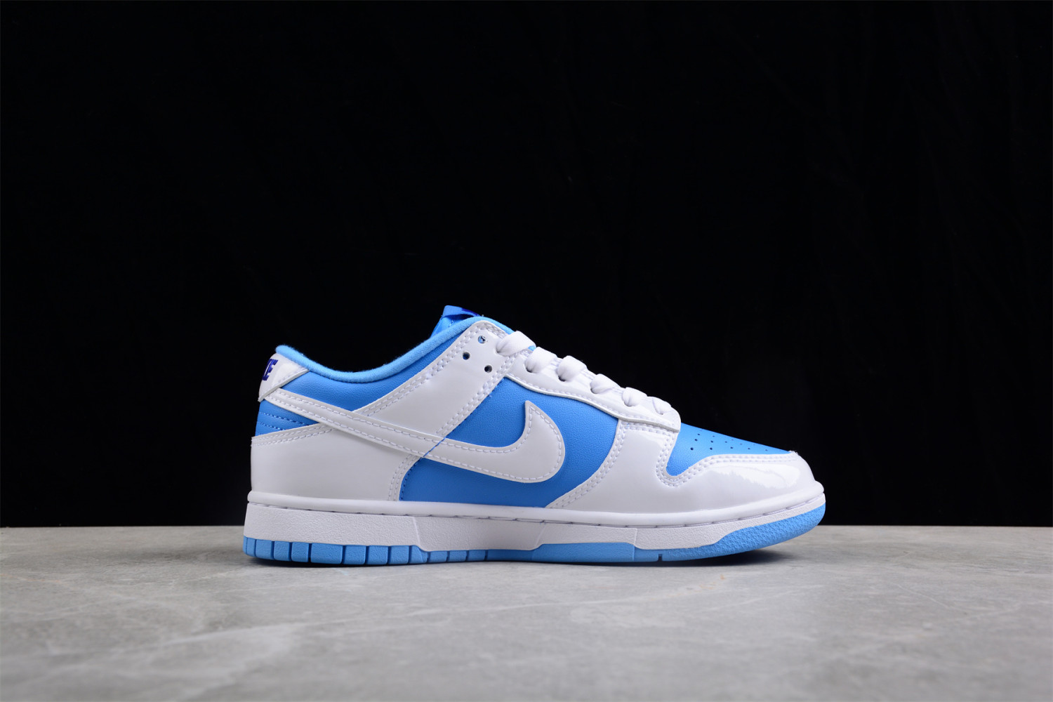 Nike Dunk Low Reverse UNC (W) DJ9955-101