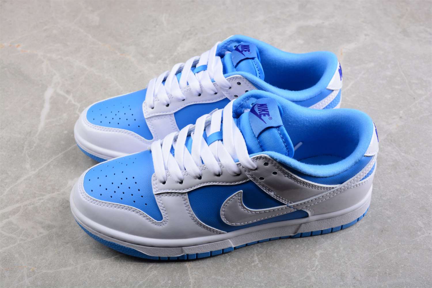 Nike Dunk Low Reverse UNC (W) DJ9955-101