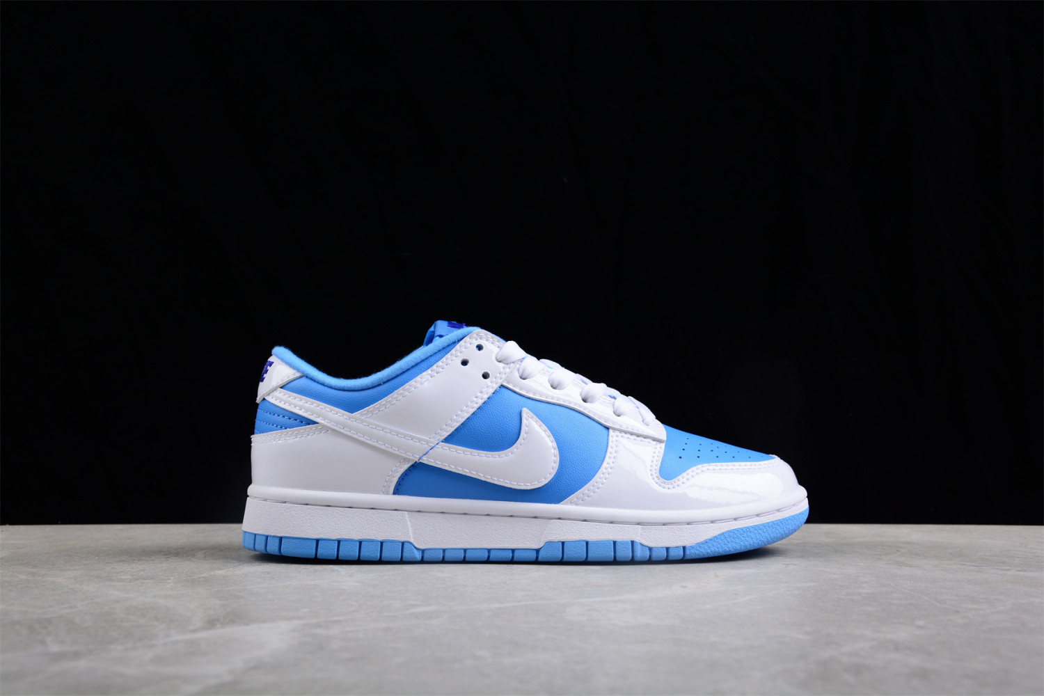 Nike Dunk Low Reverse UNC (W) DJ9955-101