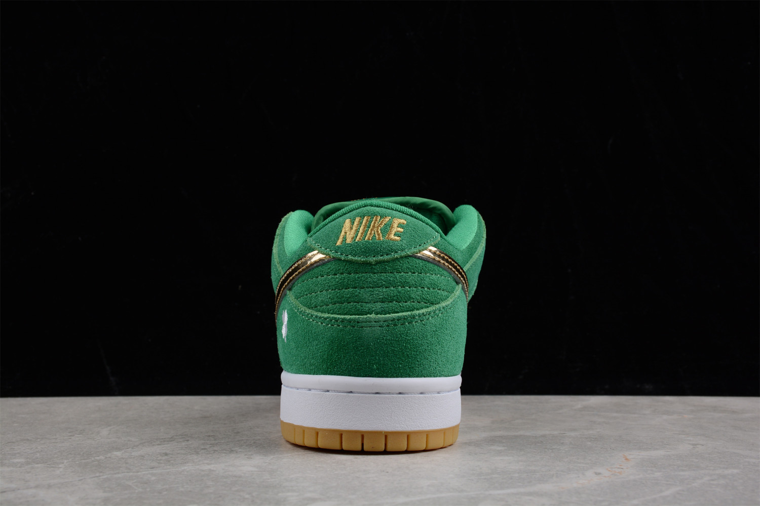 Nike SB Dunk Low Pro St. Patrick