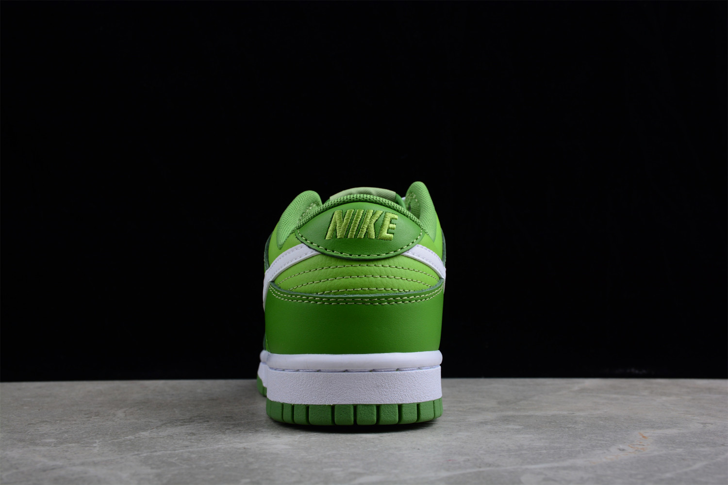 Nike Dunk Low Chlorophyll DJ6188-300