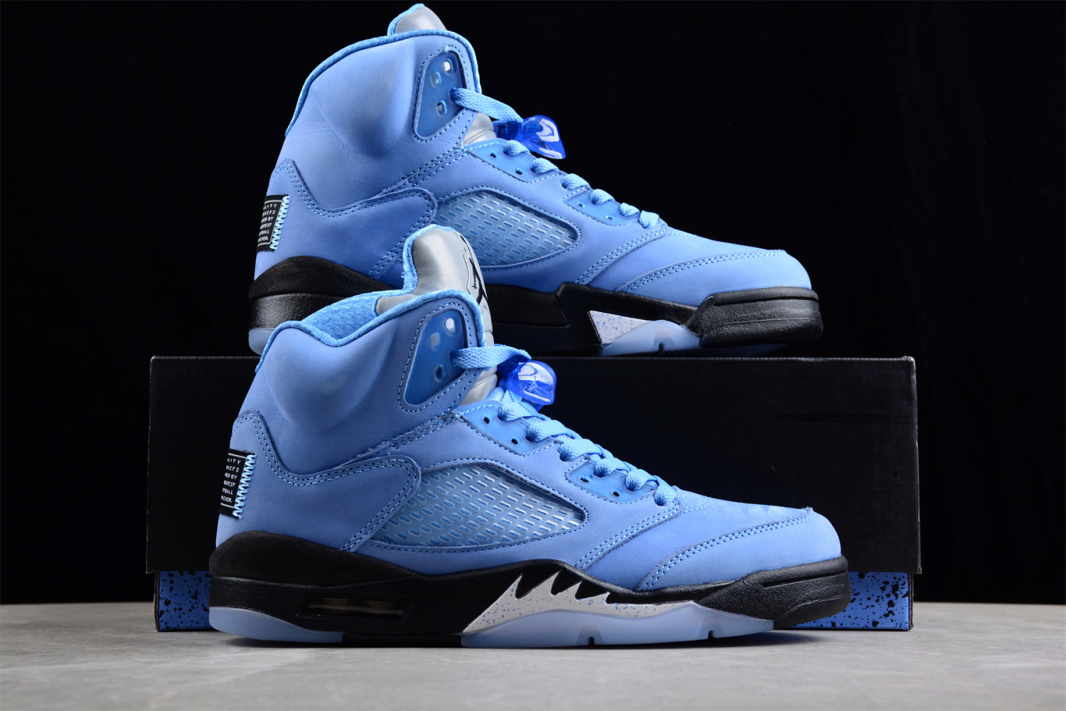 Jordan 5 Retro UNC University Blue DV1310-401