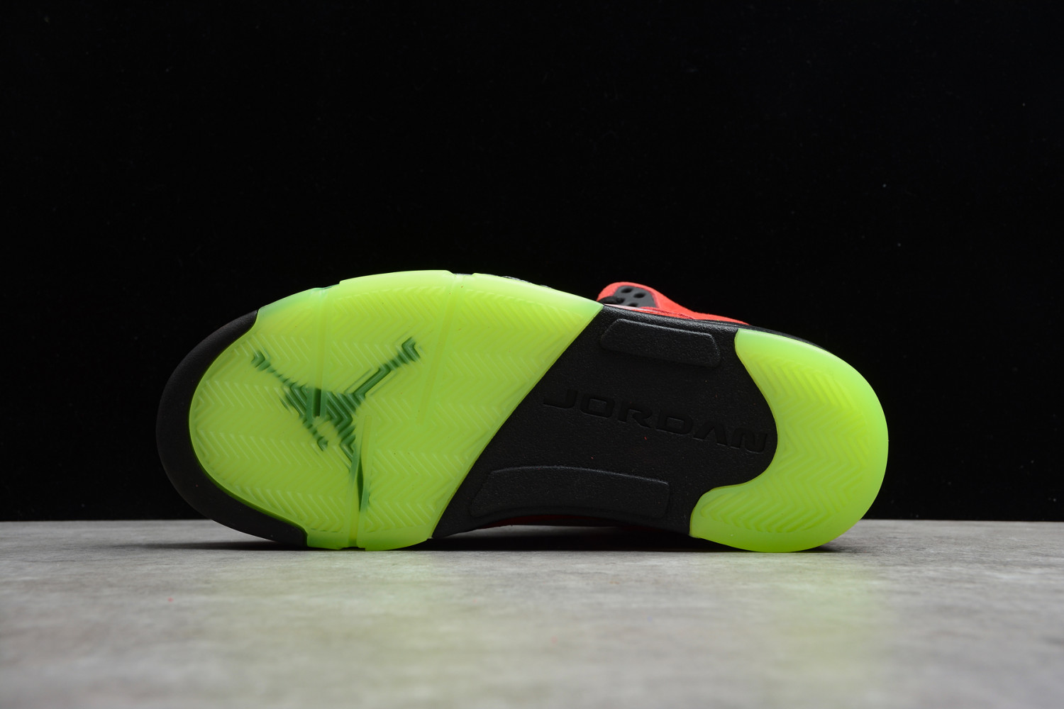 Jordan 5 Retro What The CZ5725-700