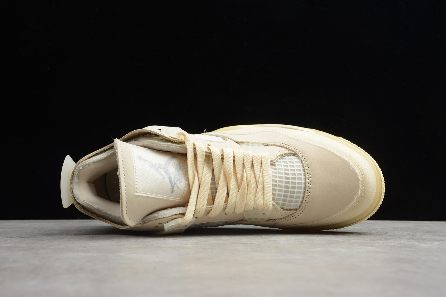 Air Jordan 4 Retro off-white sail CV9388-100