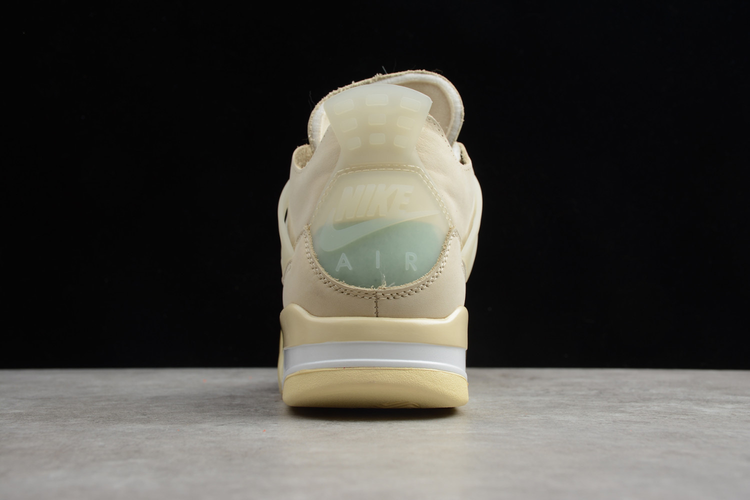 Air Jordan 4 Retro off-white sail CV9388-100