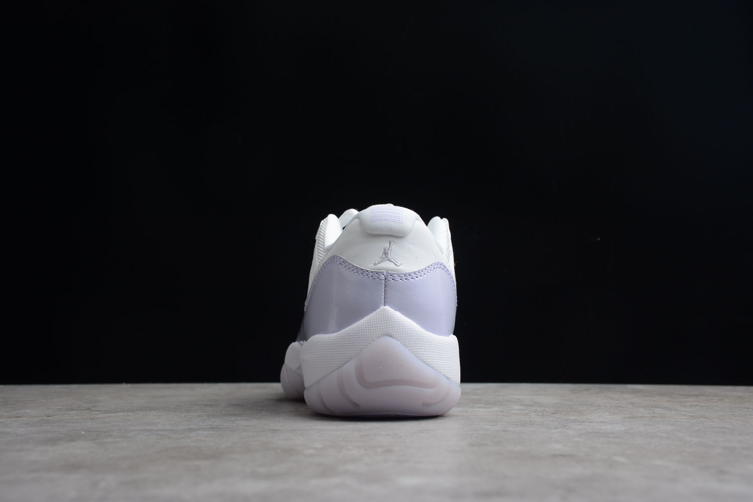 Jordan 11 Retro Low Pure Violet (W) AH7860-101