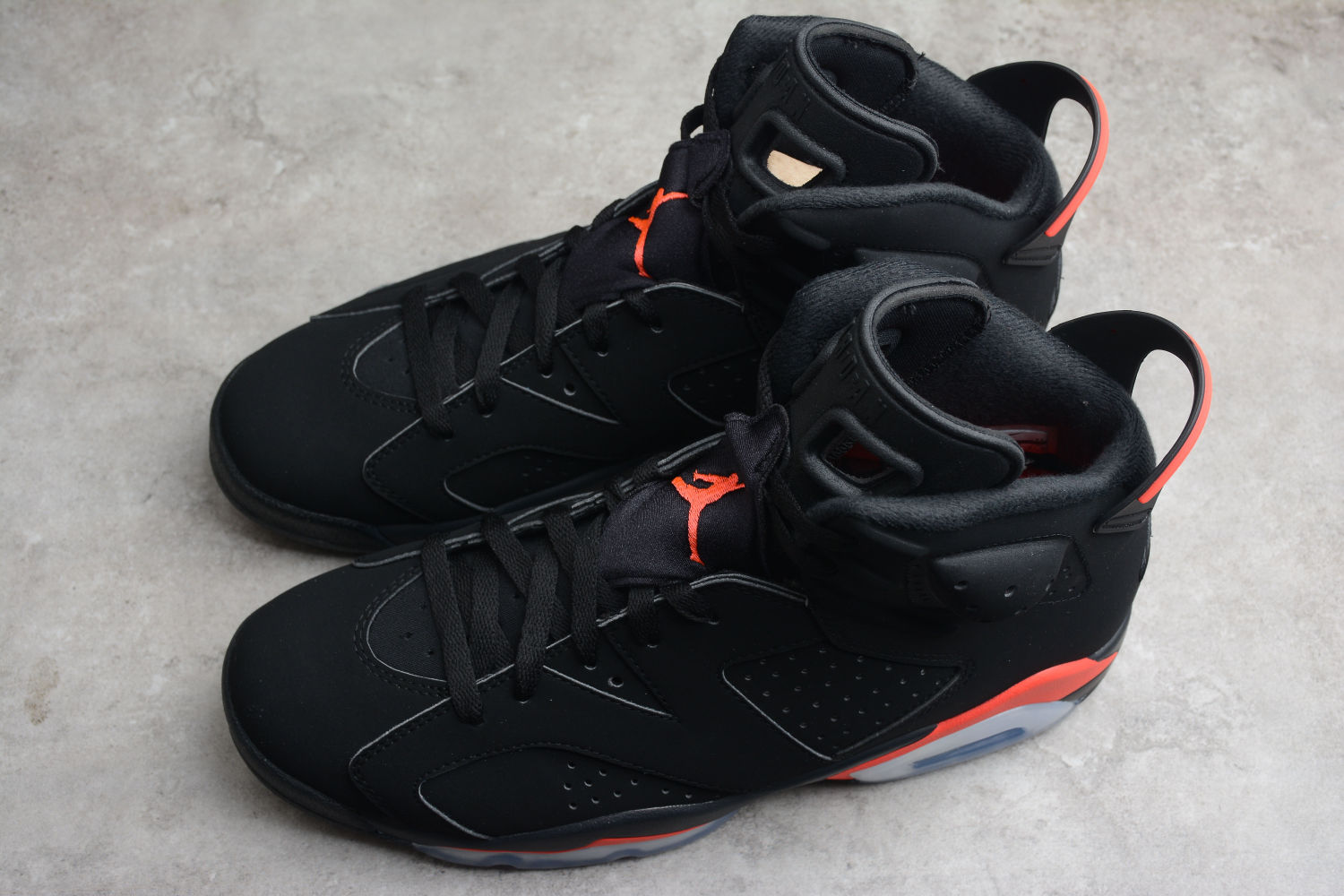 Jordan 6 Retro Black Infrared (2019) 384664-060