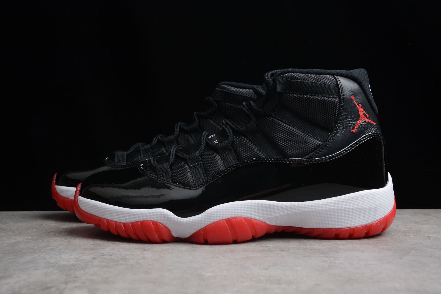 Jordan 11 Retro Playoffs Bred (2019) 378037-061