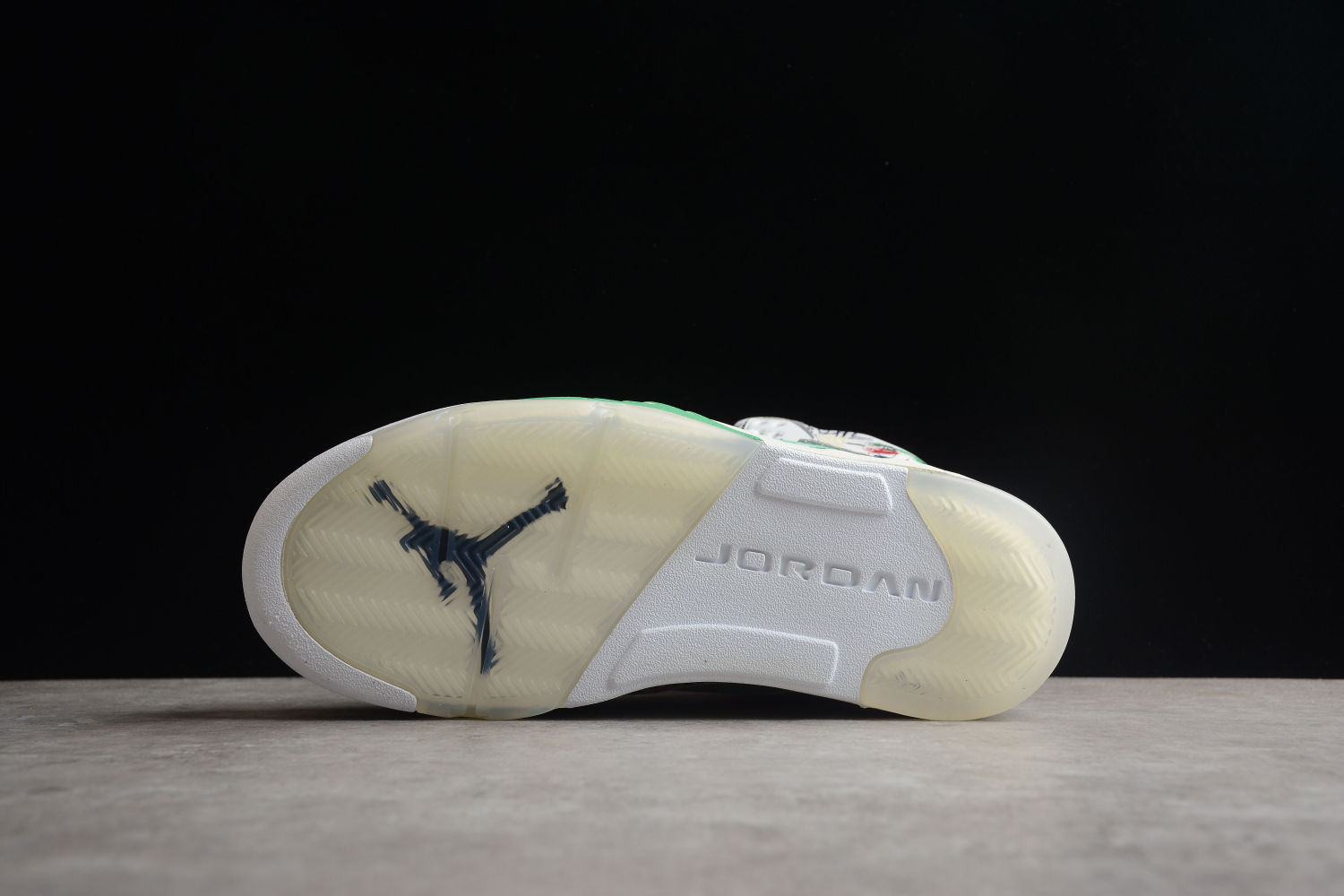 Jordan 5 Retro Wings AV2405-900