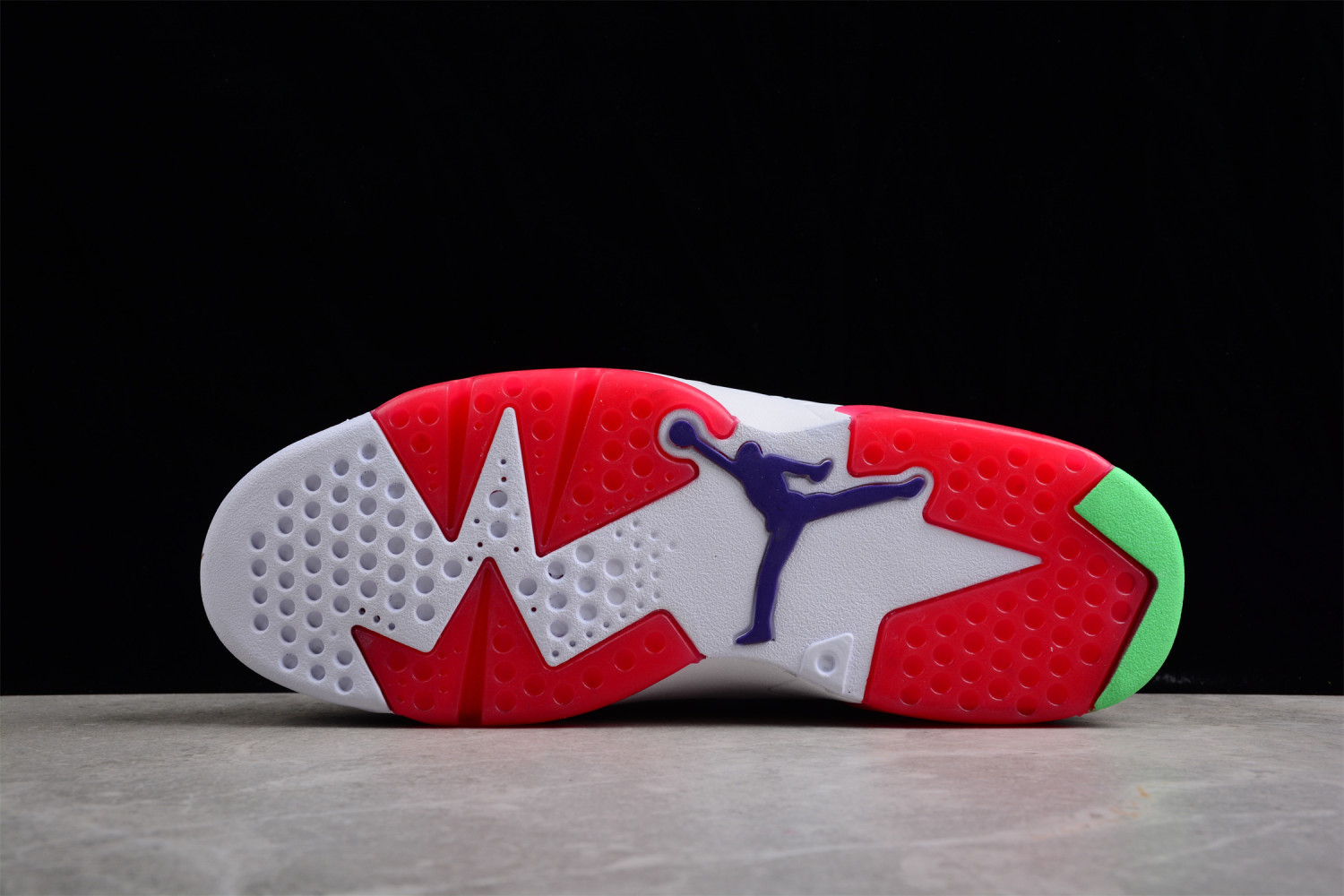 Jordan 6 Retro Hare CT8529-062