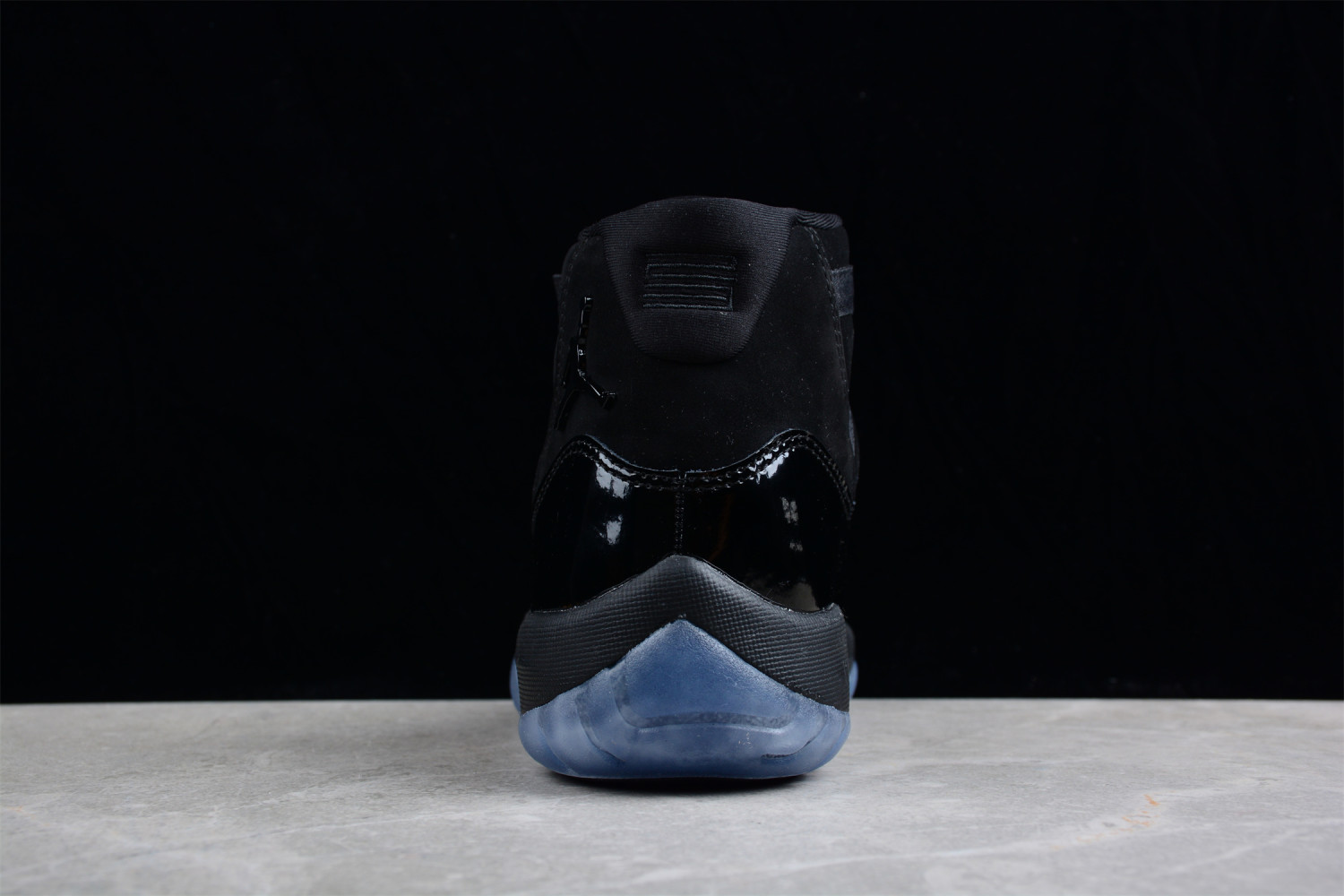 Jordan 11 Retro Cap and Gown 378037-005