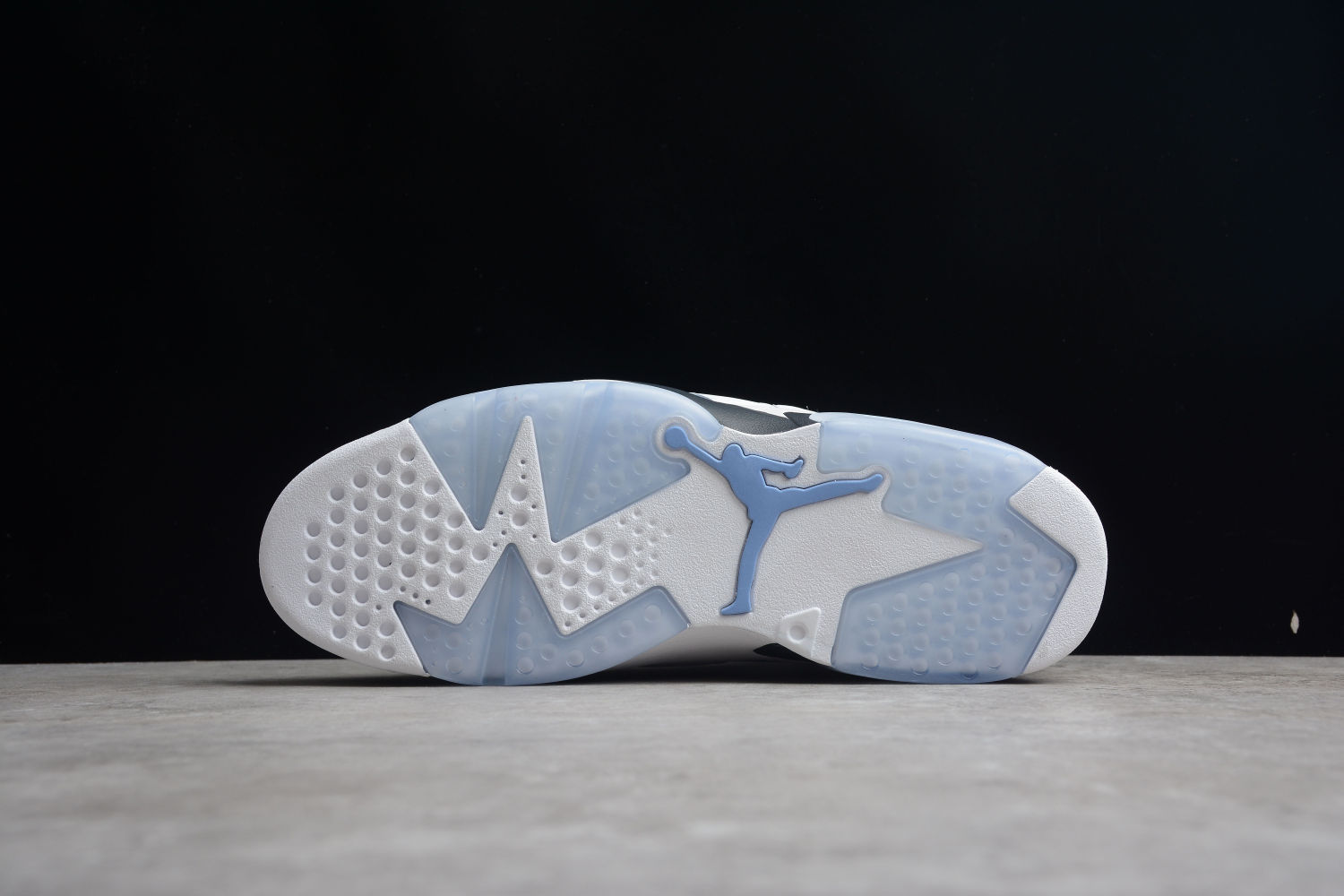 Jordan 6 Retro UNC White CT8529-410