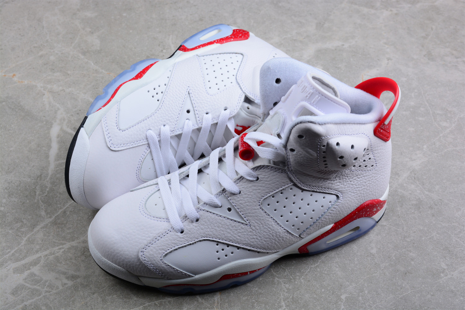 Jordan 6 Retro Red Oreo CT8529-162