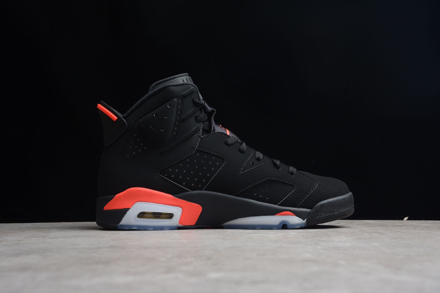 Jordan 6 Retro Black Infrared (2019) 384664-060