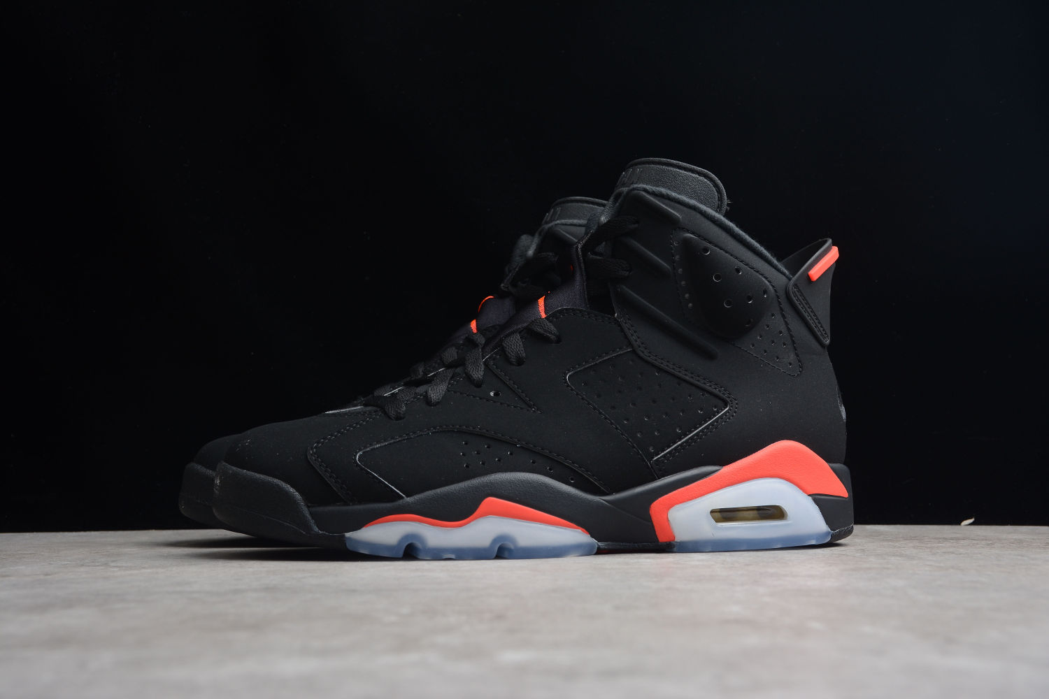 Jordan 6 Retro Black Infrared (2019) 384664-060