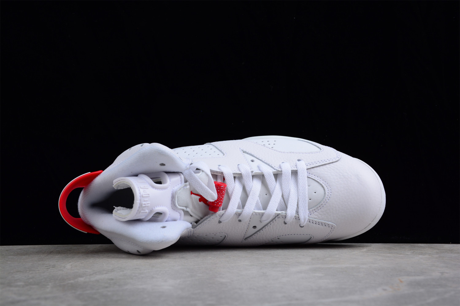 Jordan 6 Retro Red Oreo CT8529-162
