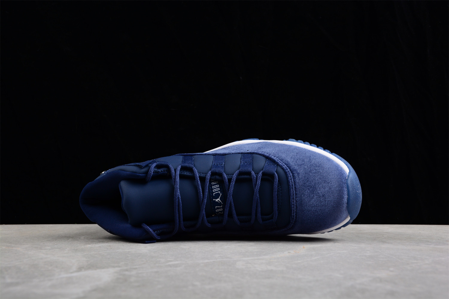 Jordan 11 Retro Midnight Navy (W) AR0715-441