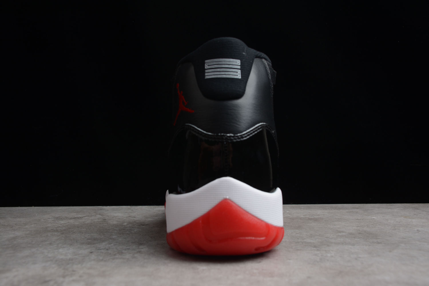Jordan 11 Retro Playoffs Bred (2019) 378037-061