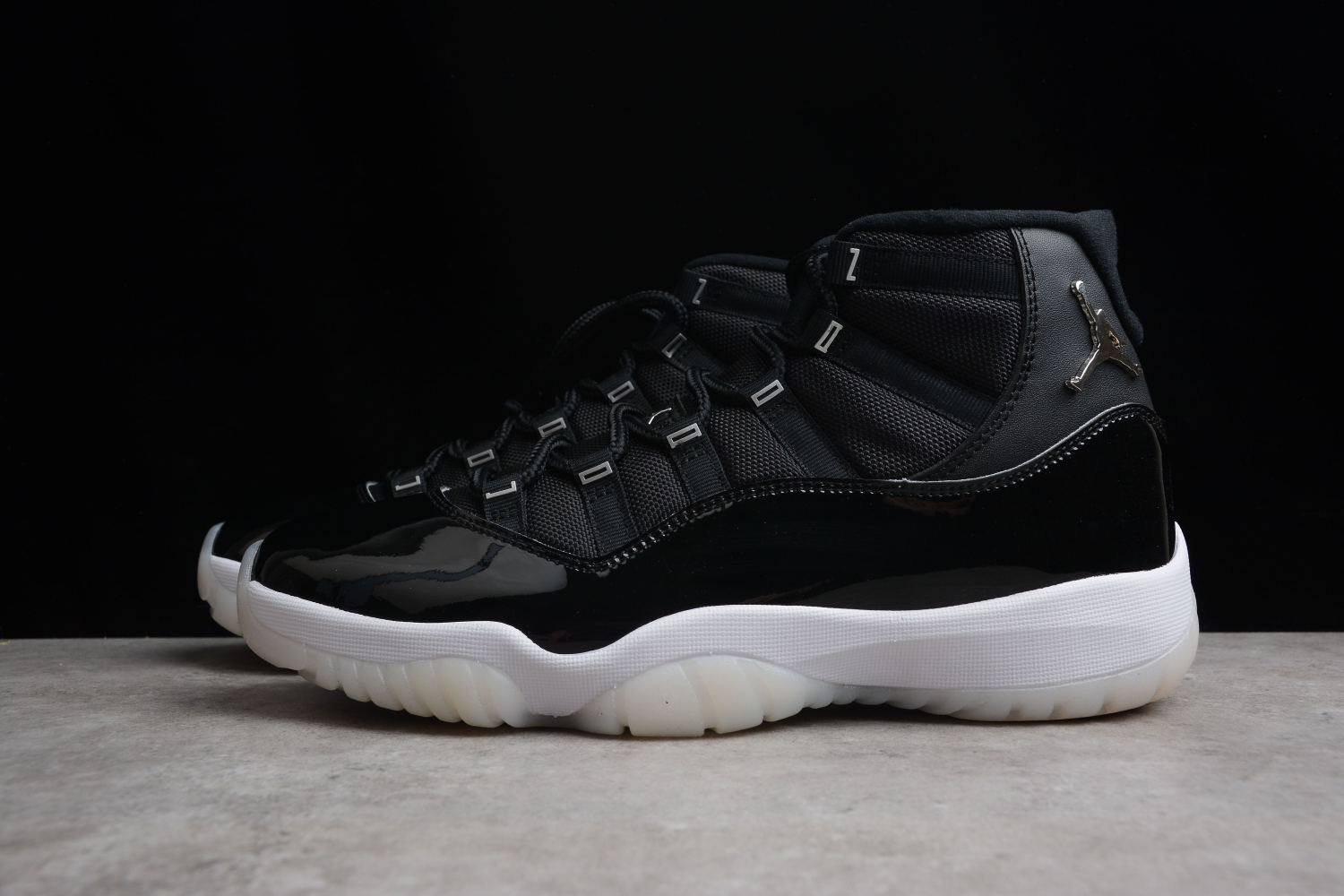 Jordan 11 Retro Jubilee 25th Anniversary CT8012-011