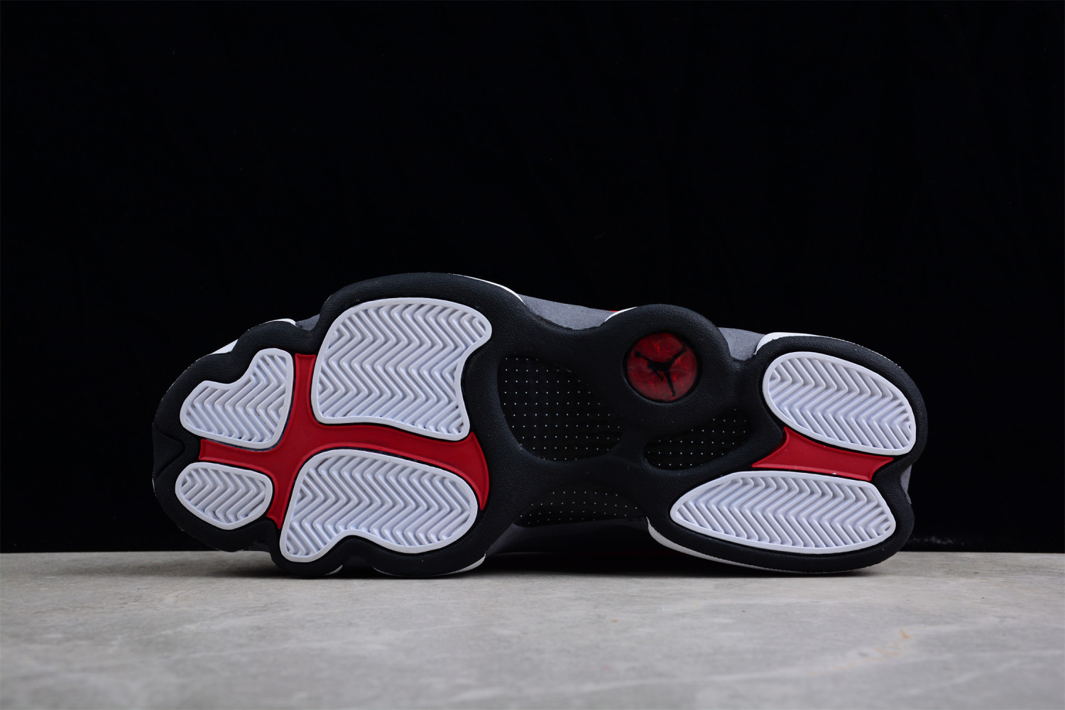 Jordan 13 Retro Gym Red Flint Grey DJ5982-600