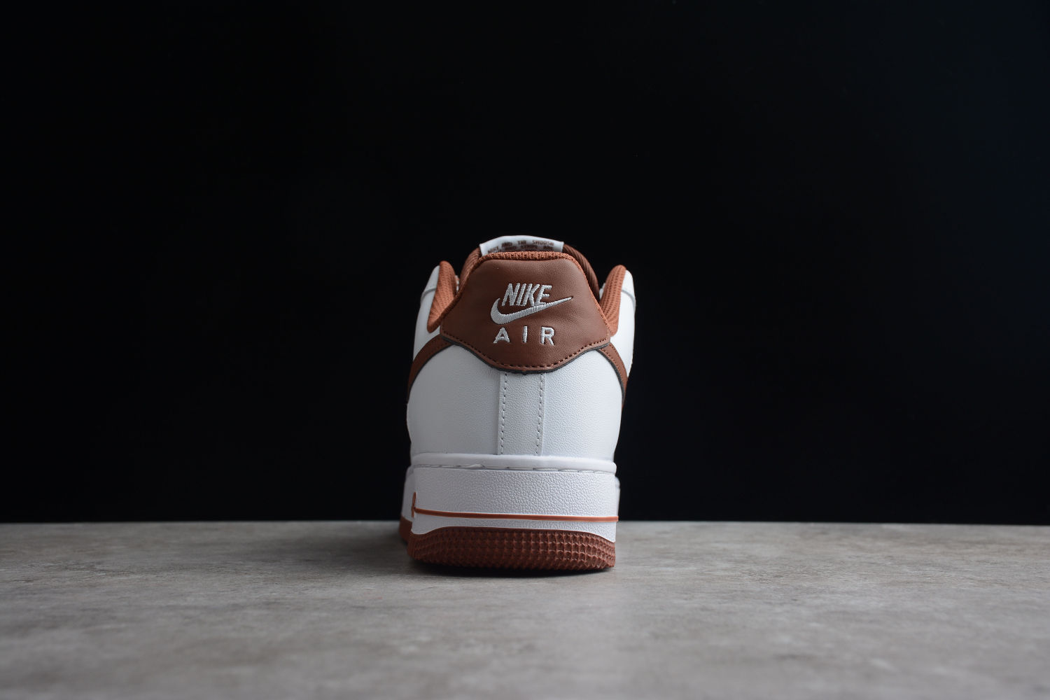 Nike Air Force 1 Low 