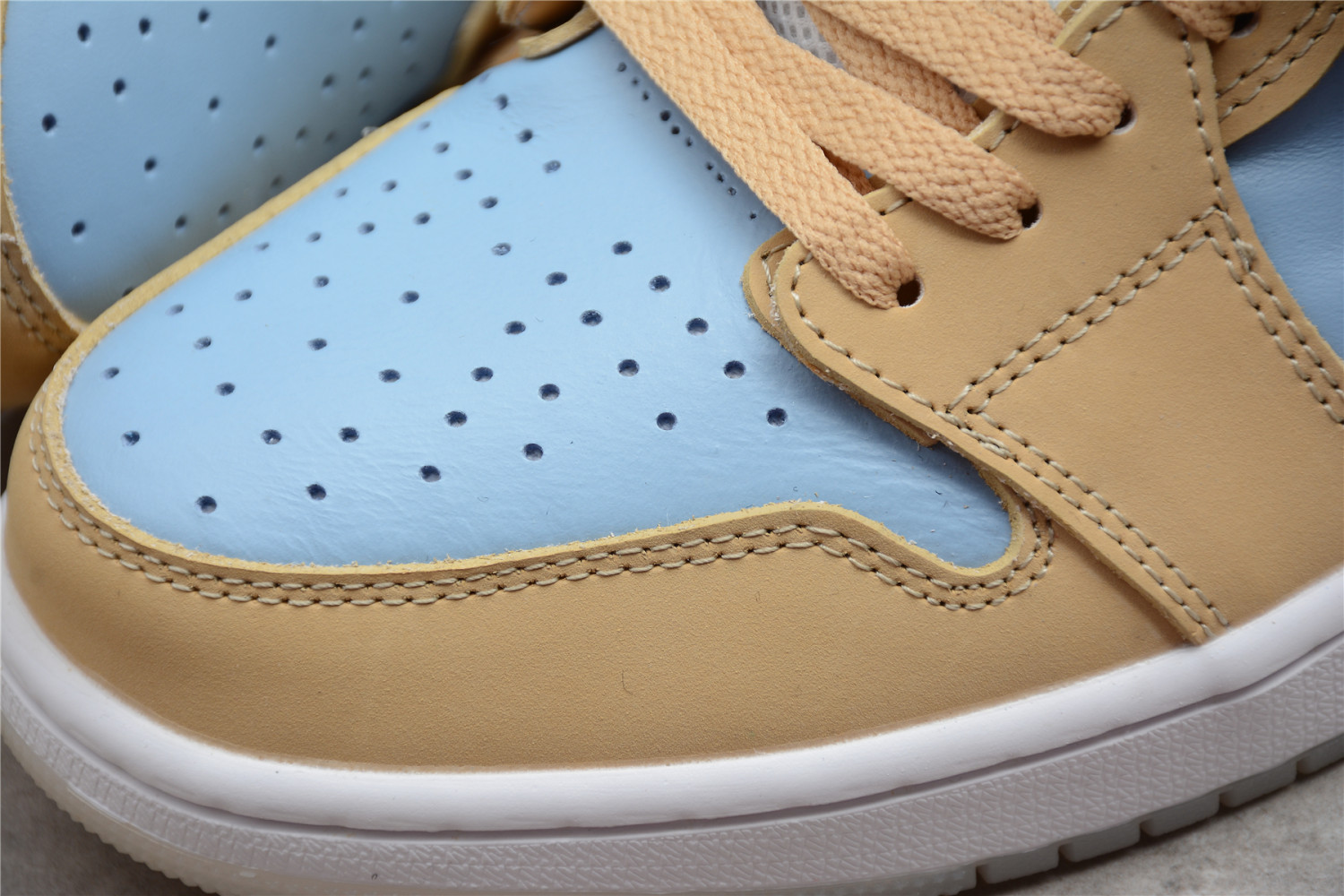 Jordan 1 High Zoom Air CMFT Psychic Blue (W) CT0979-400