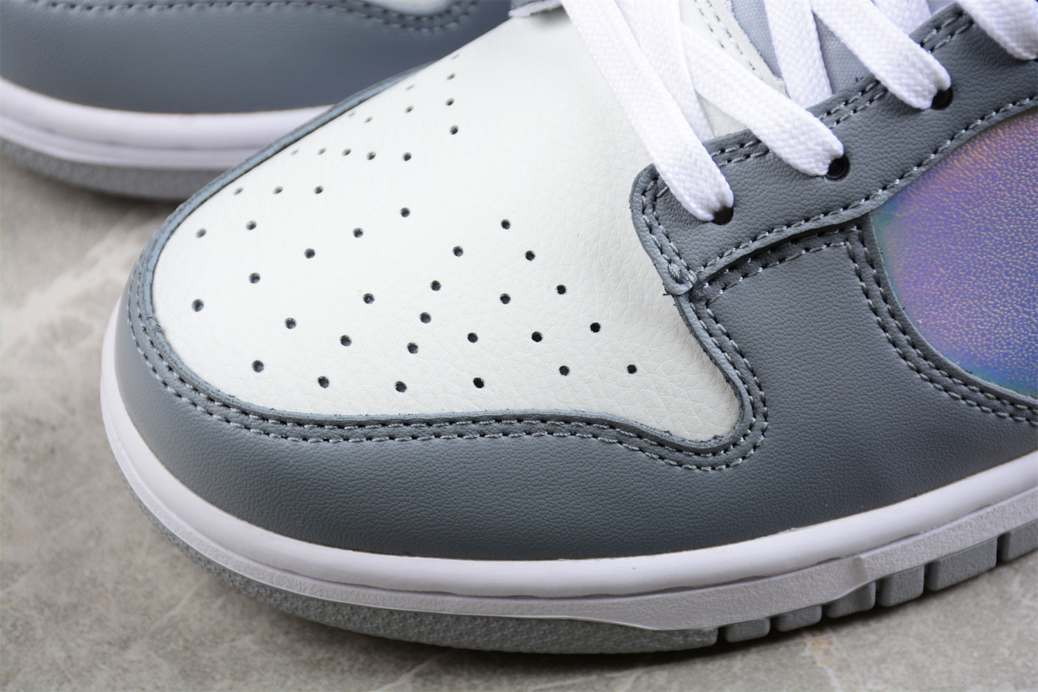 Nike SB Dunk Low CV0811-020
