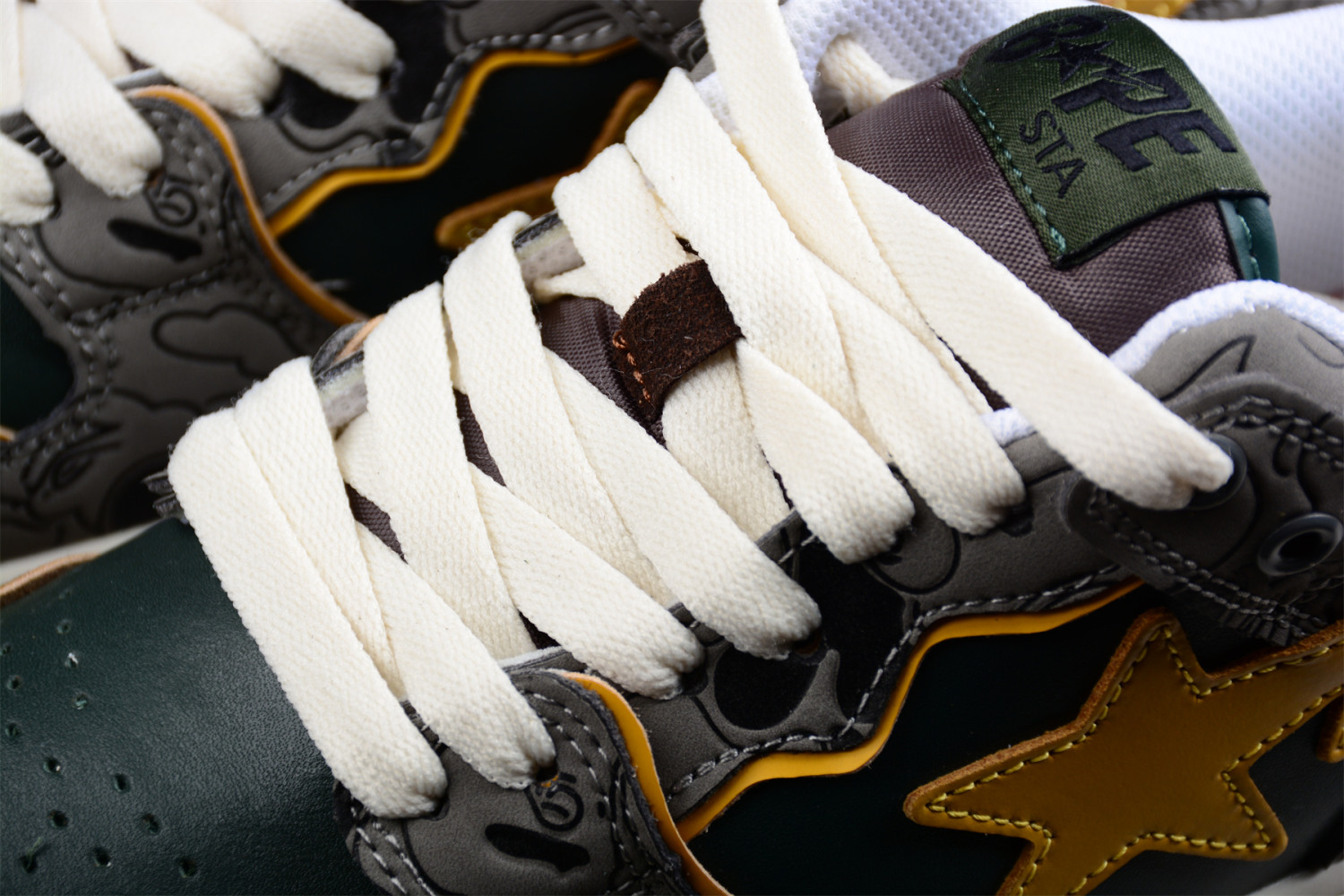 A Bathing Ape Bape SK8 Sta Grey Mustard Yellow 001FWH801007_GRN_A