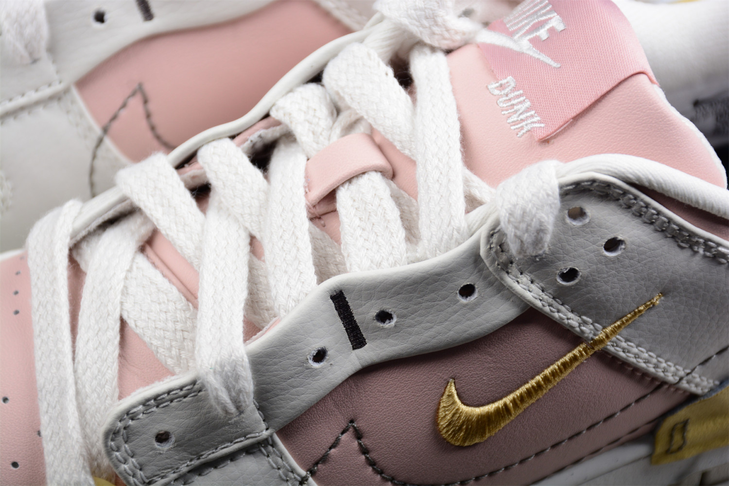 Nike Dunk Low Disrupt 2 Pink Oxford DV4024-001