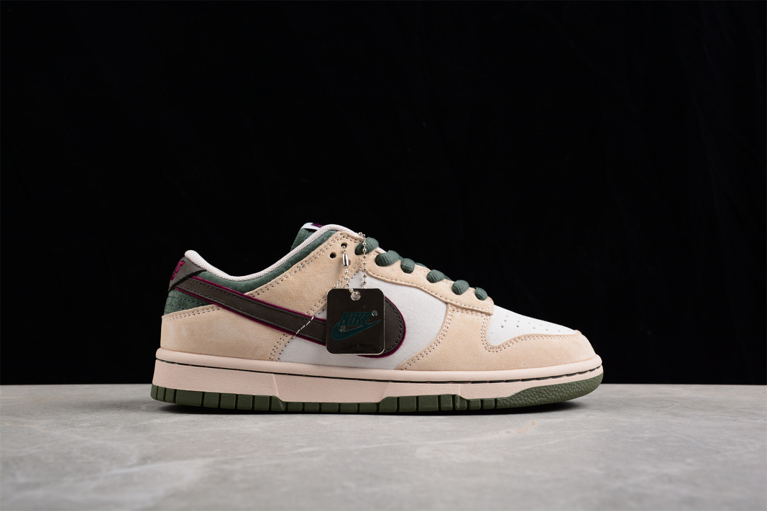 Otomo Katsuhiro x Nk SB Dunk Low Steamboy OST LF0039-029