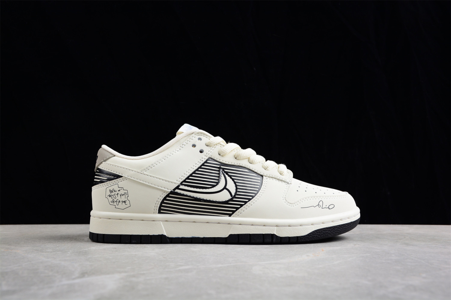 Nike SB Dunk Low  AW2011-631