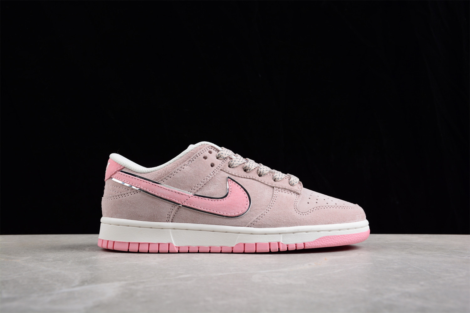 Otomo Katsuhiro x Nike SB Dunk Low Steamboy OST 1391-208