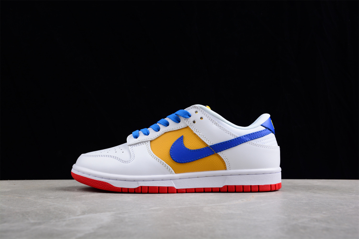 Nike SB Dunk Low   AH7979-992