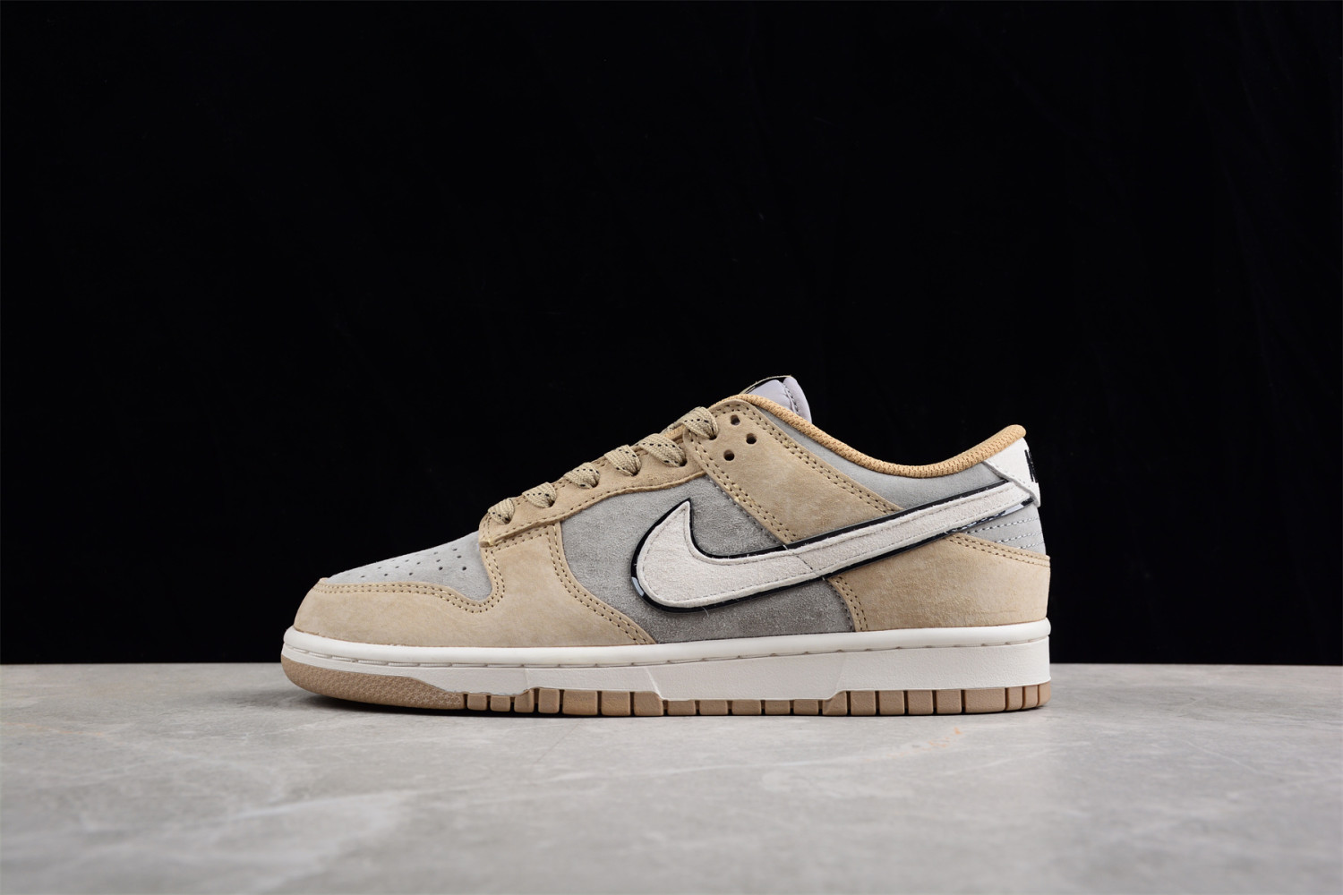 Otomo Katsuhiro x Nike SB Dunk Low Steamboy OST  FF0918-018