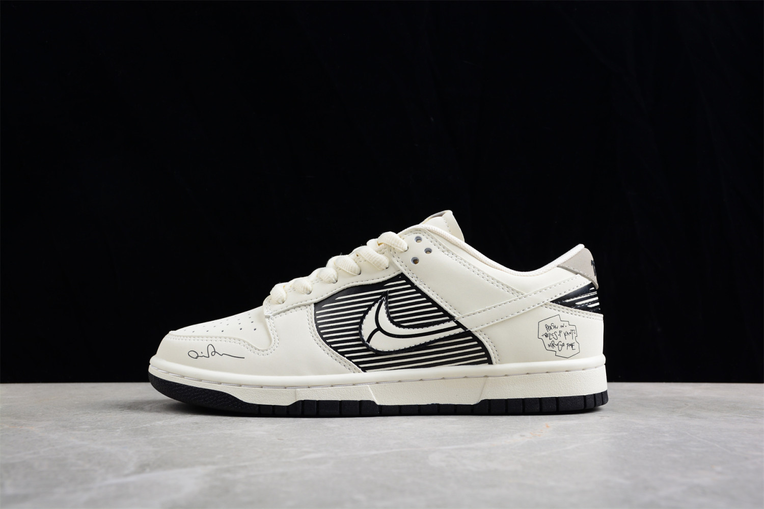 Nike SB Dunk Low  AW2011-631