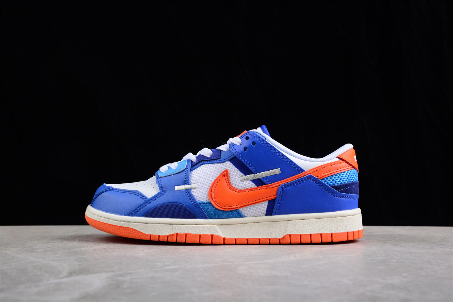 Nike Dunk Low Scrap Knicks DM0128-100